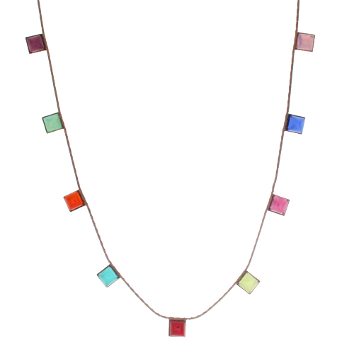 Collier Tam Tam dans la Ville Multi